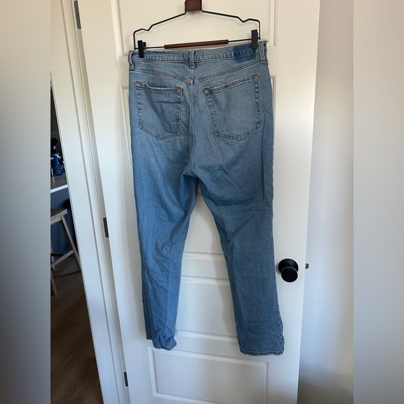 Abercrombie & Fitch High Rise Straight 90s Fit Jeans - Picture 4 of 6